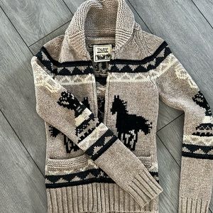 Aritzia wool sweater